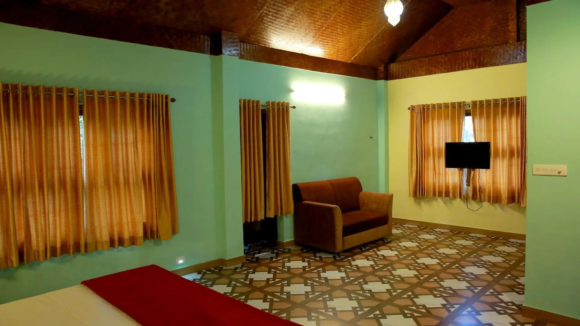 Snow Hills Resorts Thekkady
