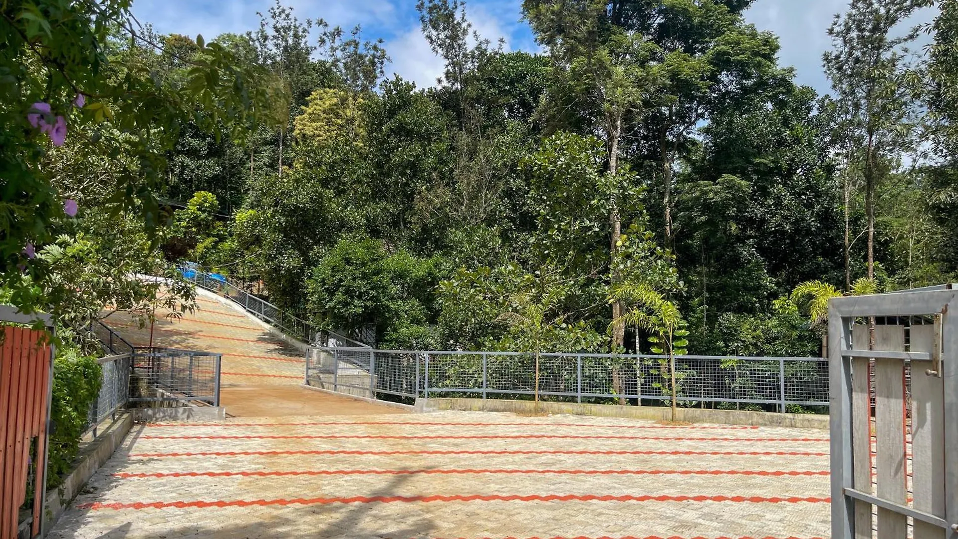 Ξενοδοχείο Snow Hills Resorts Thekkady